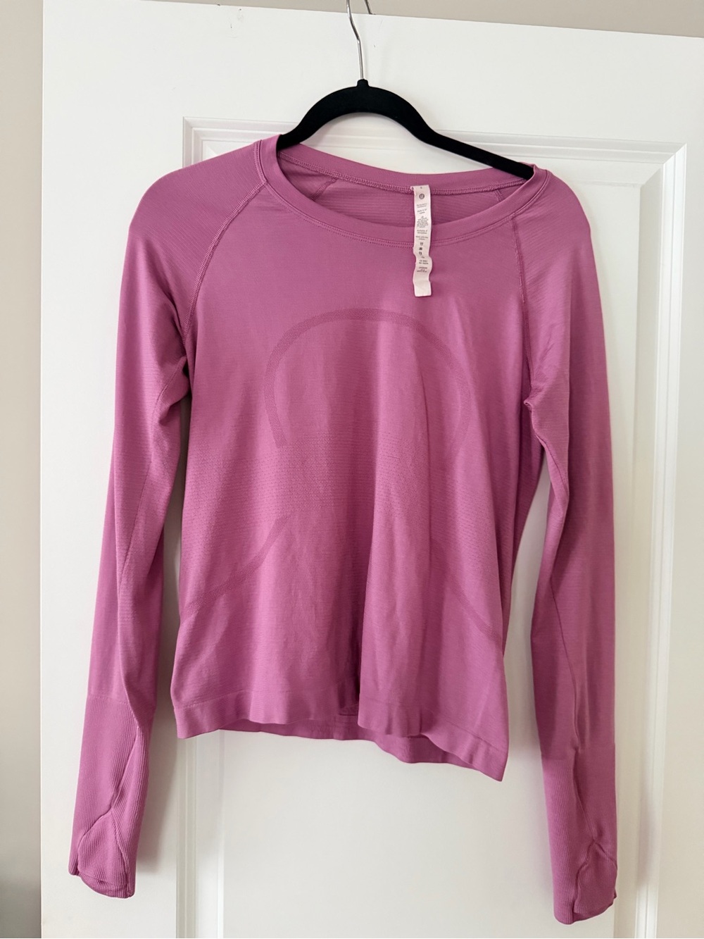 Lululemon Swiftly Tech Long-Sleeve Waist Length- Dusty Rose / Pink (Size 8)